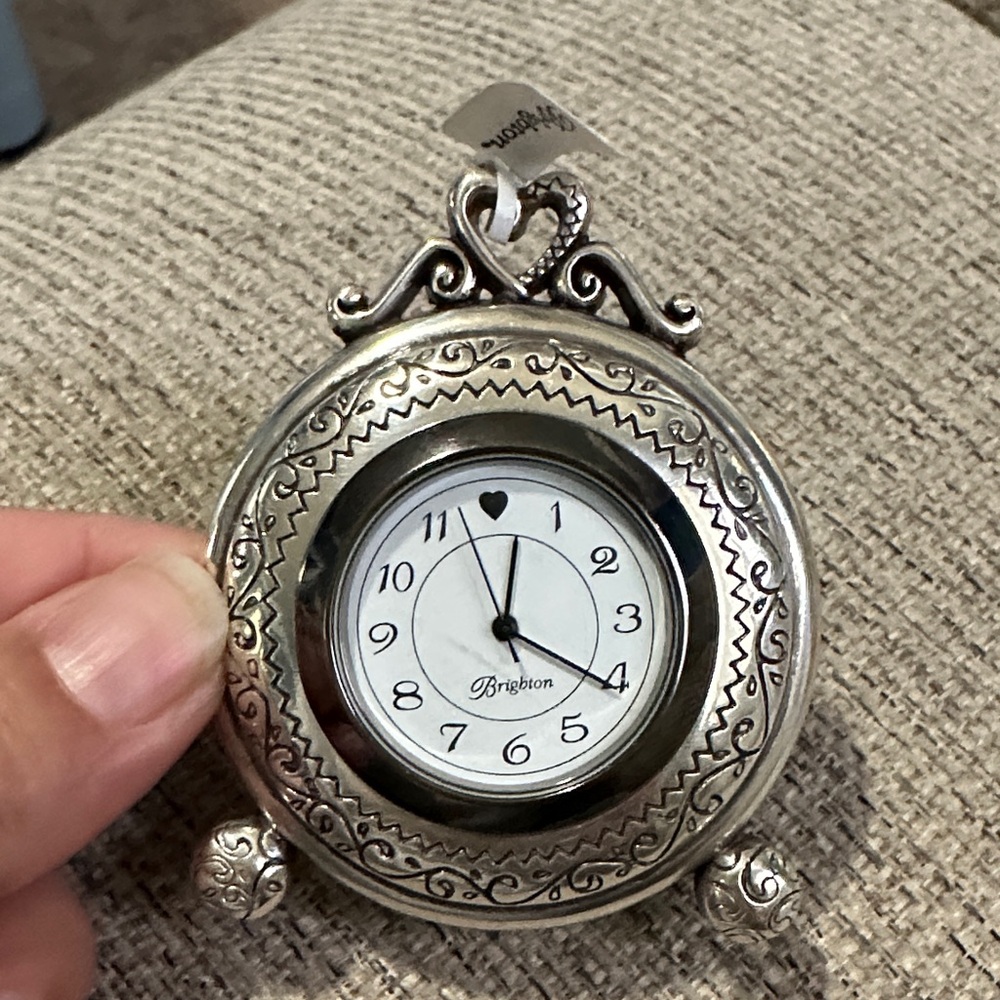 Brighton Memphis Etched Clock